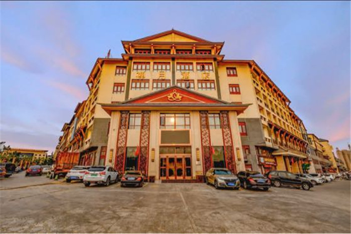 登封·禪月華清池酒店